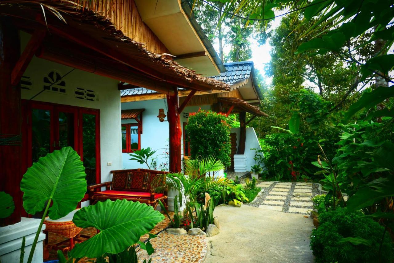 Sumatra Orangutan Discovery Villa Bukit Lawang Exterior foto